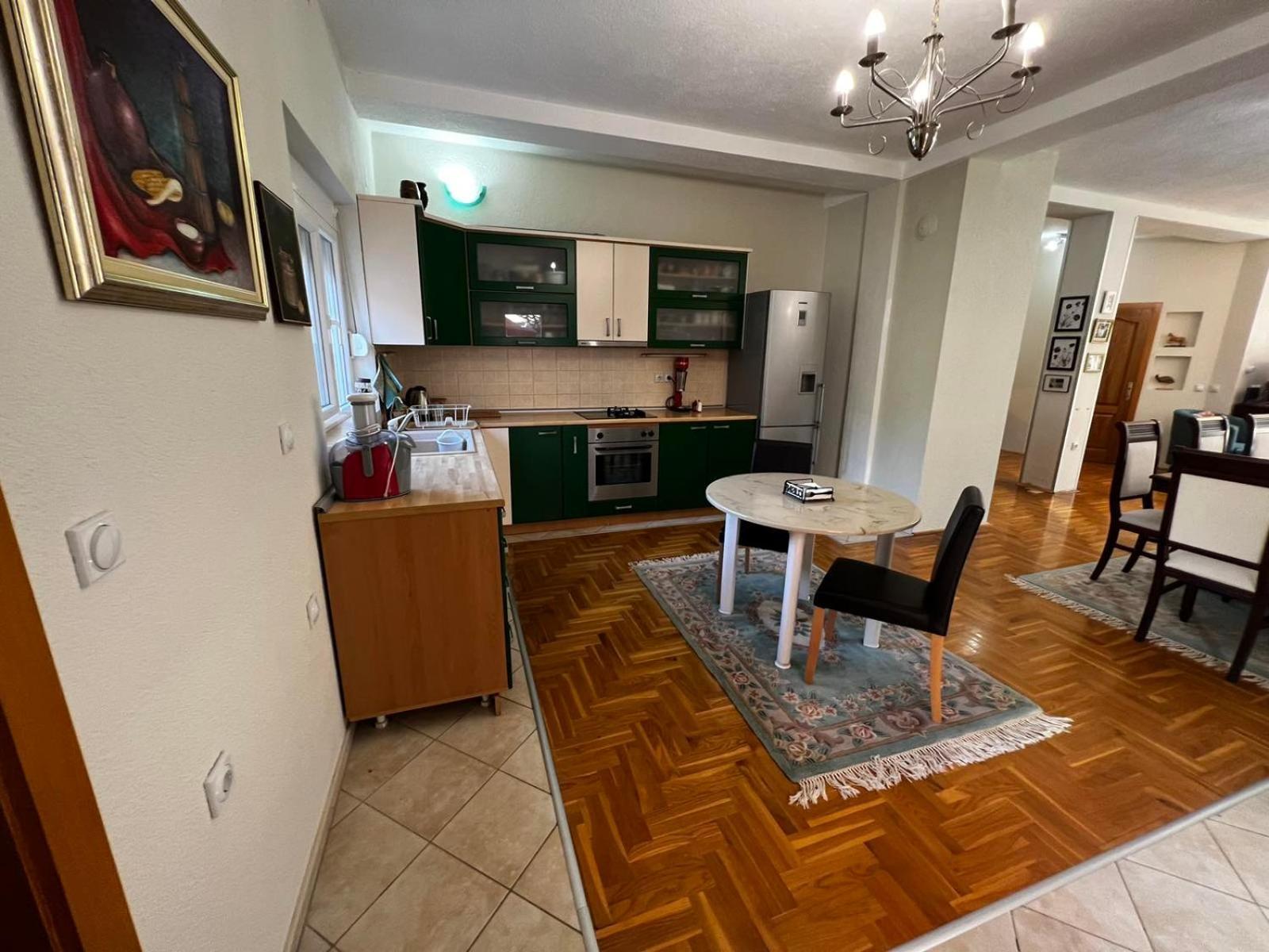 Charming Cozy Apartment ゲヴゲリヤ エクステリア 写真